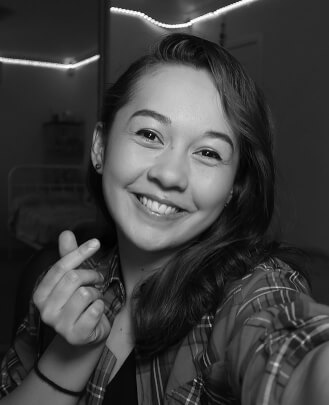 Singing Teacher, Guitar Teacher, Keyboard + Piano Teacher Kay White